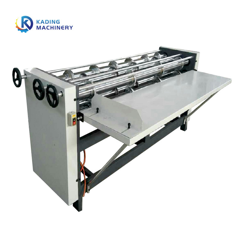Mesin Slitter Bergelombang Non Stop Changeover Dengan Kecepatan 200m / Min Untuk Membuat Karton Lebar 1400mm