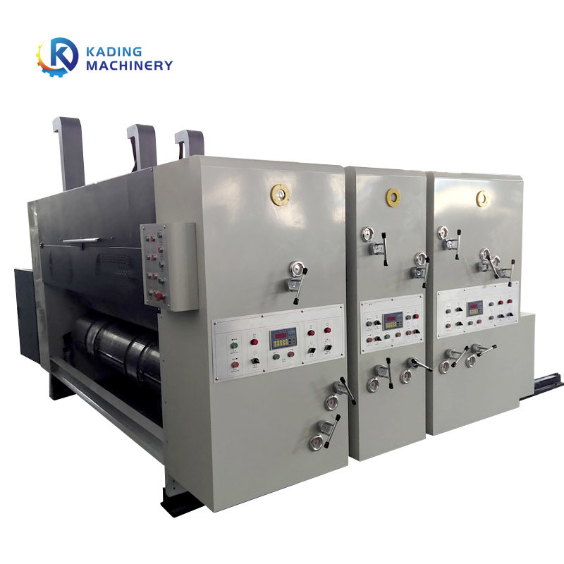 300pcs/Min Pencetakan Slotting Die Cutting Machine Warna Disesuaikan Automatic Feeding